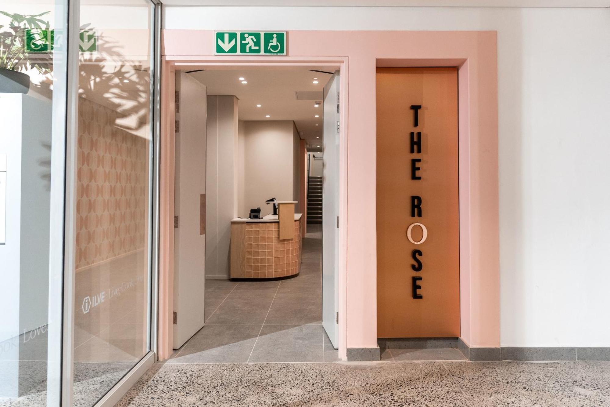 The Rose207: Modern Corner Studio With Views Kapské Město Exteriér fotografie
